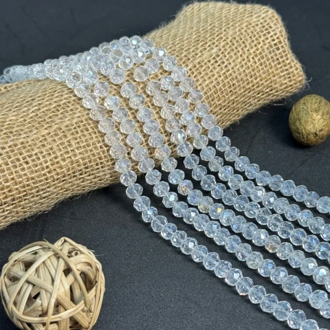 Хрусталь на нитці