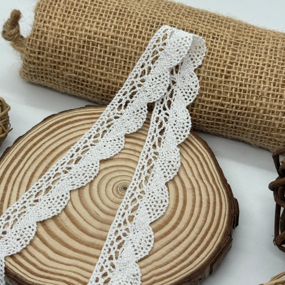 Макраме 5061 300 ярдів, білий