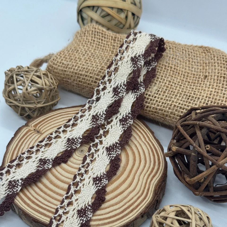 Мереживо макраме 5465 3 см.(300 ярдів/274,3 м.), коричневий + молочний