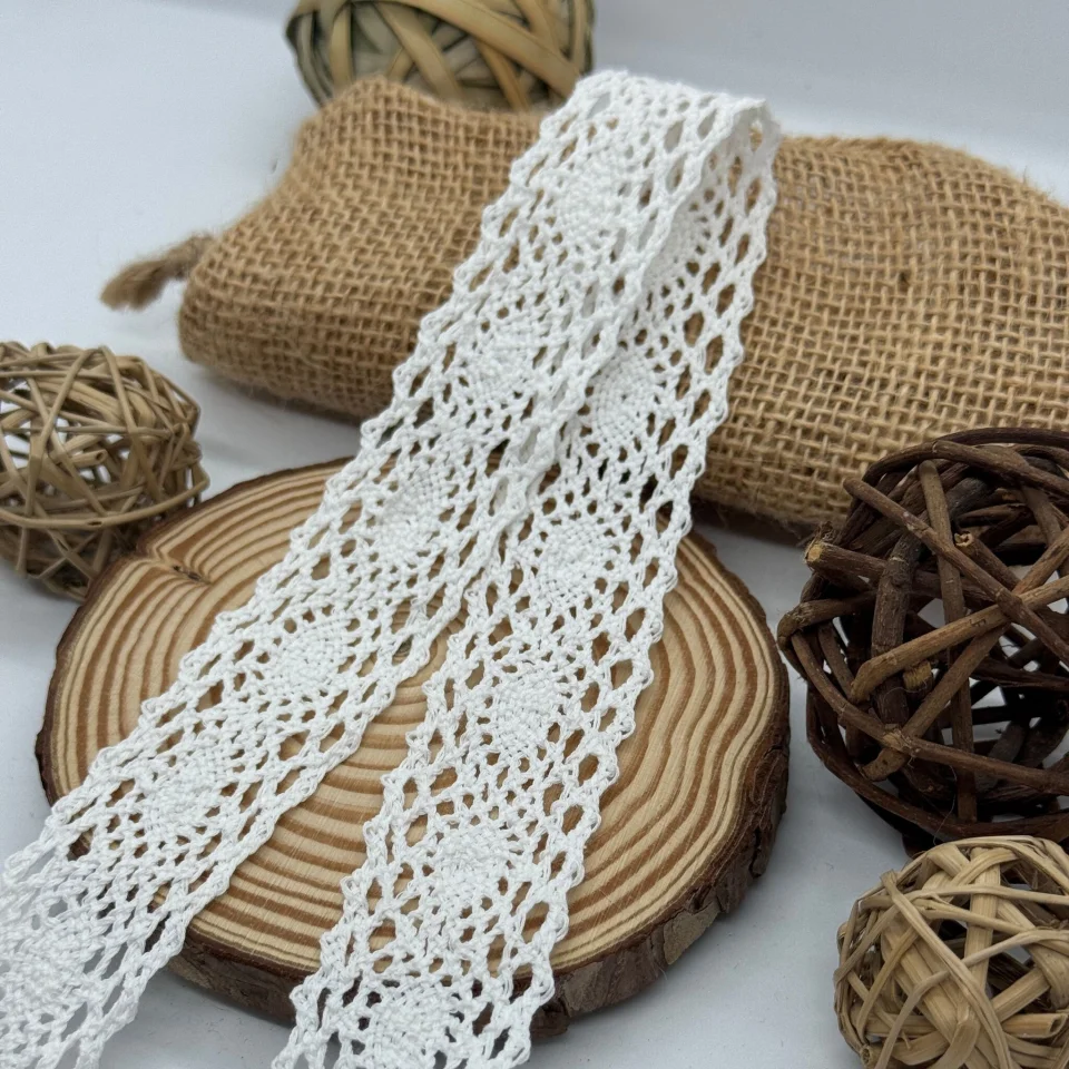 Мереживо макраме 8021 3 см (200 ярдів/182,8 м.), молочний