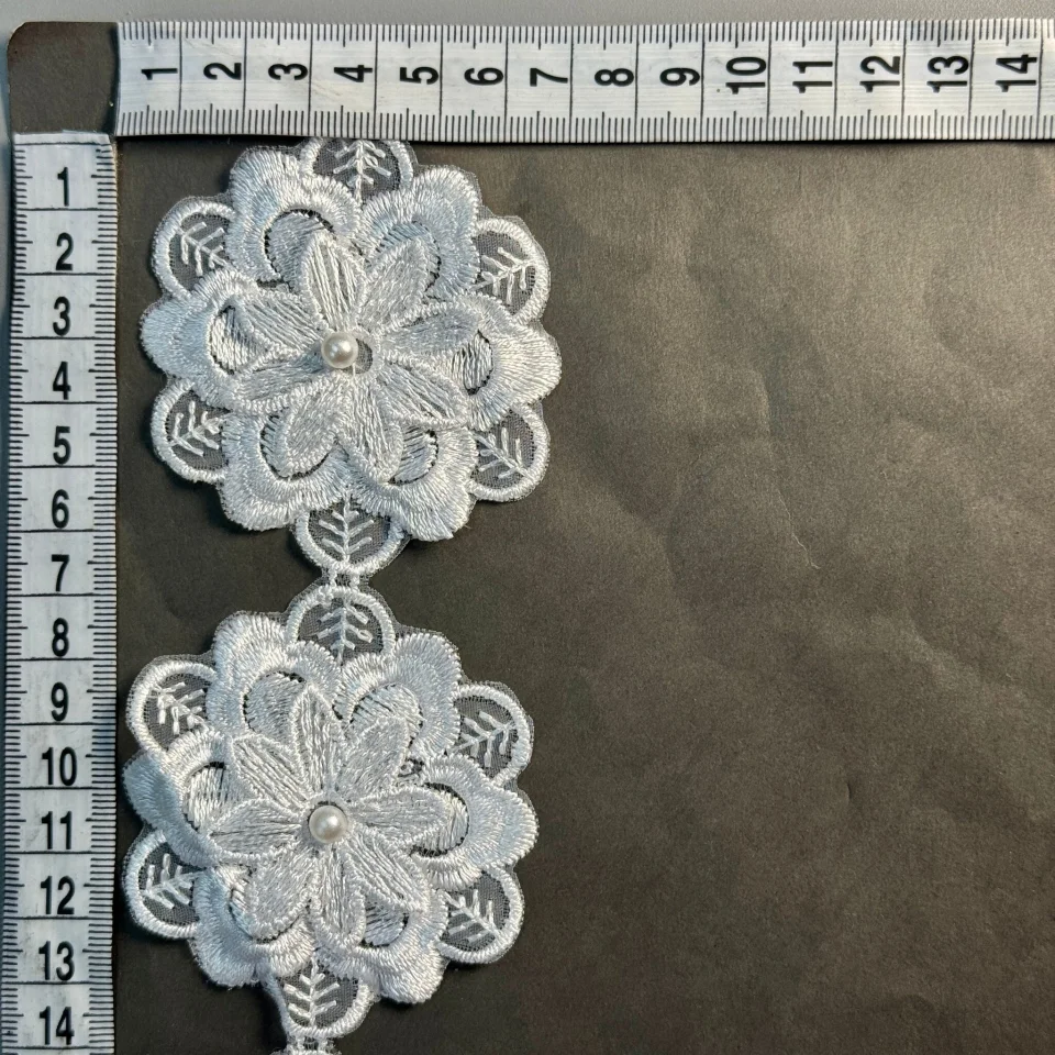 Мереживо поліестер 3D J115 (10 ярдів/9.1 м.), білий