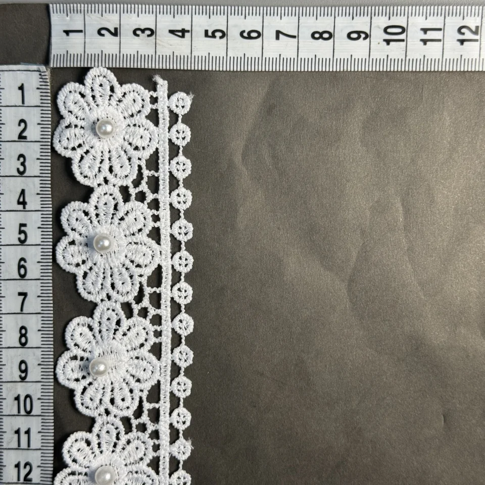 Мереживо поліестер 3D H4765 4 см. (10 ярдів/9.1 м.), білий