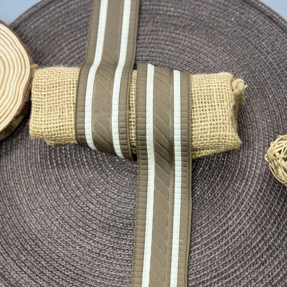 Лампас трикотажний D#1 4 см (50 м), C:2 темно бежевий