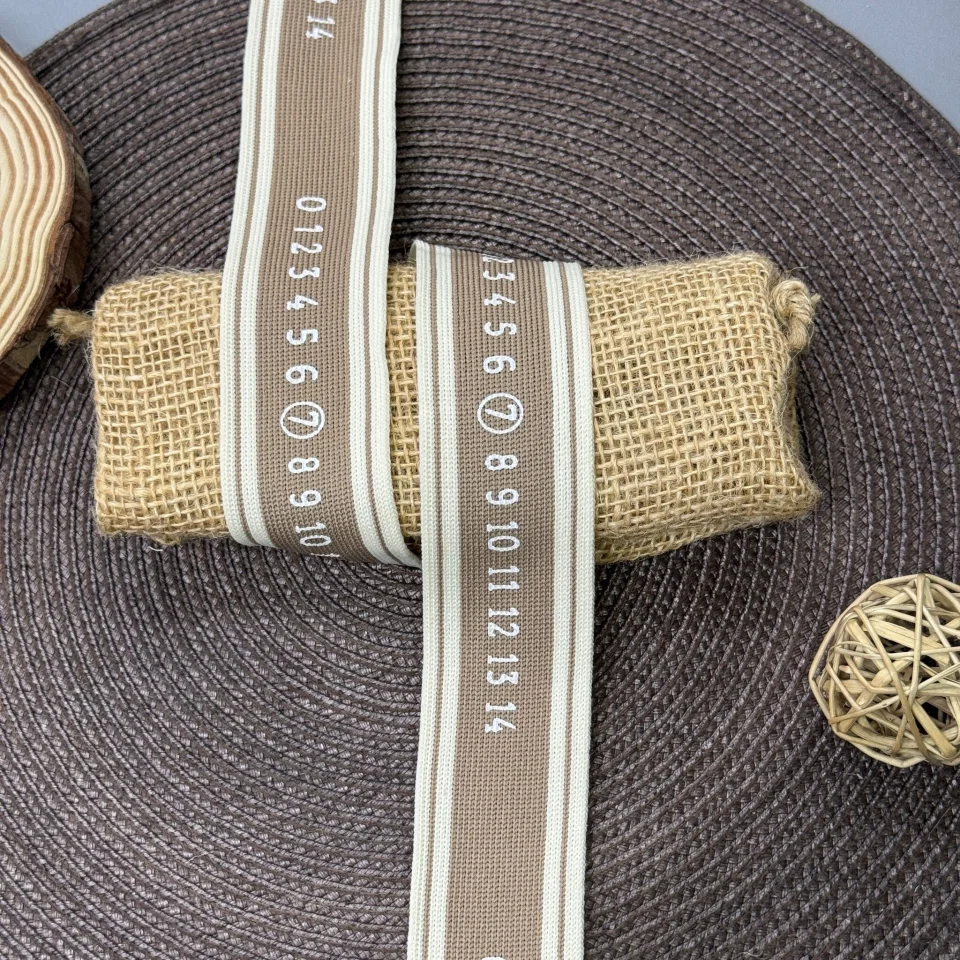 Лампас трикотажний D#5-2 цифри 0-14 4 см (50 м) , C:1 світло бежевий