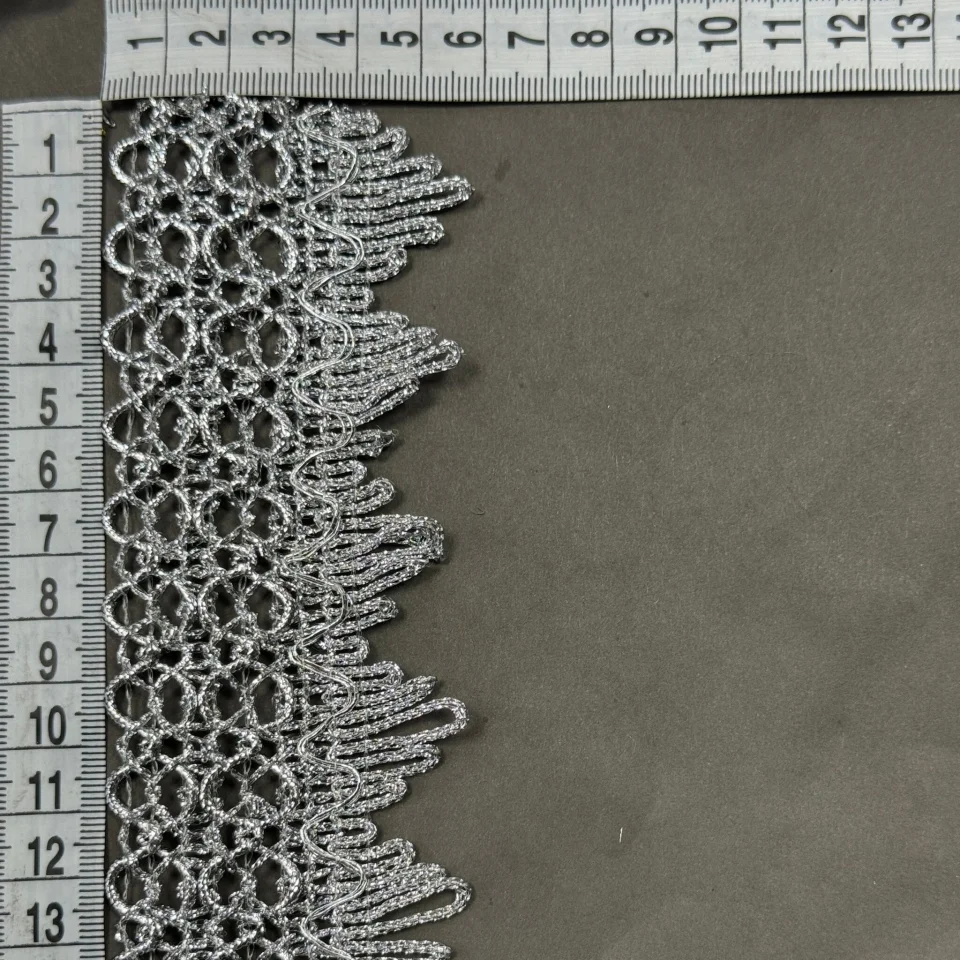 Тасьма люрекс 13-5337 (20 ярдів/18,28 м.), срібло