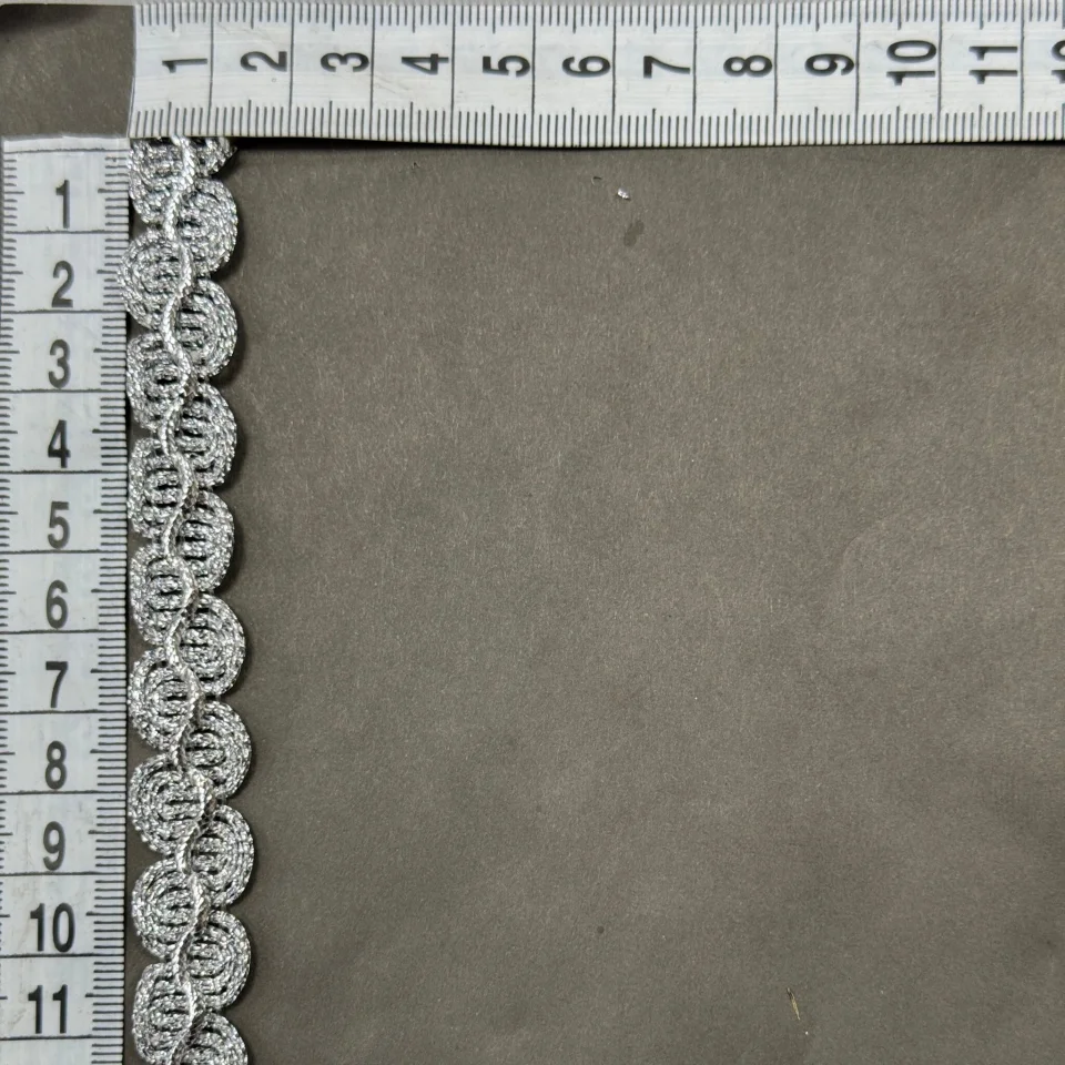 Тасьма люрекс 13-9032 (20 ярдів/18,28 м.), срібло