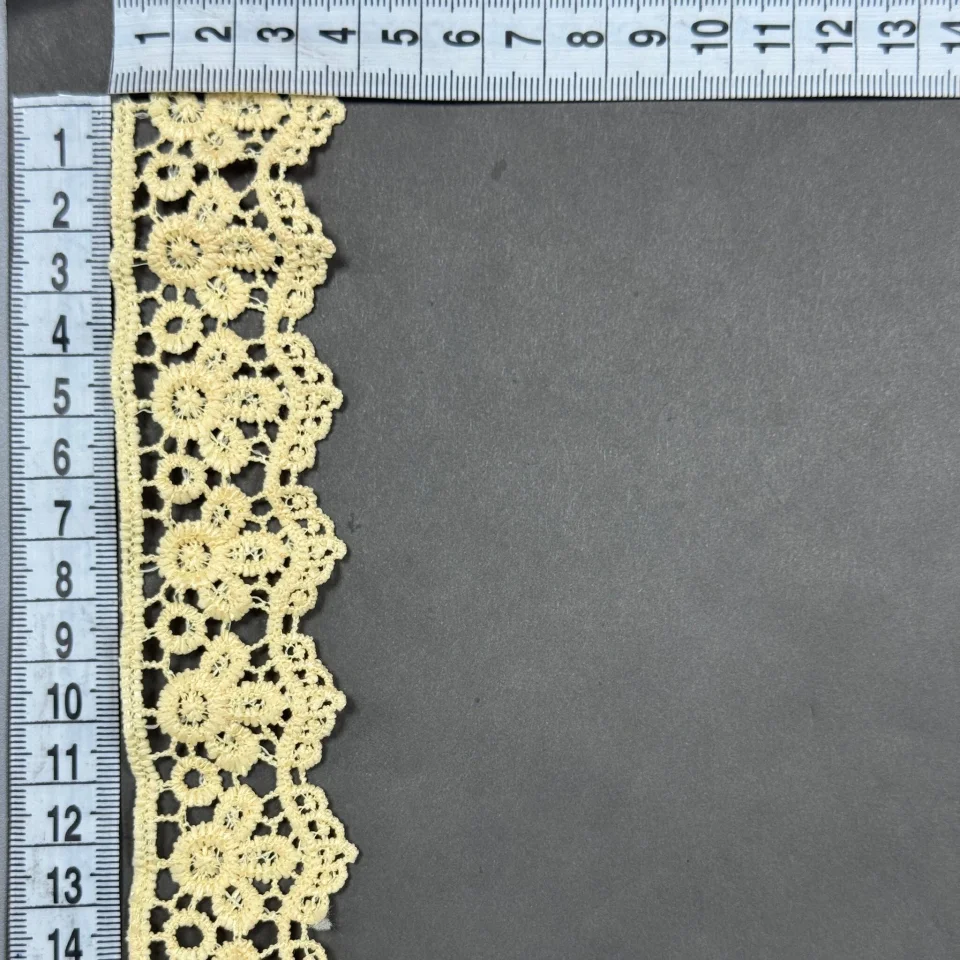 Мереживо поліестер 9029 4 см.(15 ярдів/13.5 м.), молочний