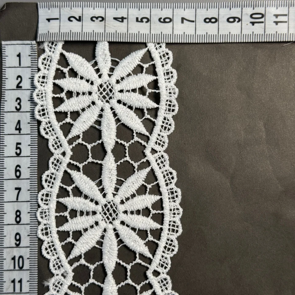 Мереживо поліестер ВВ201447 6см. (15 ярдів13.5 м.), теплий білий