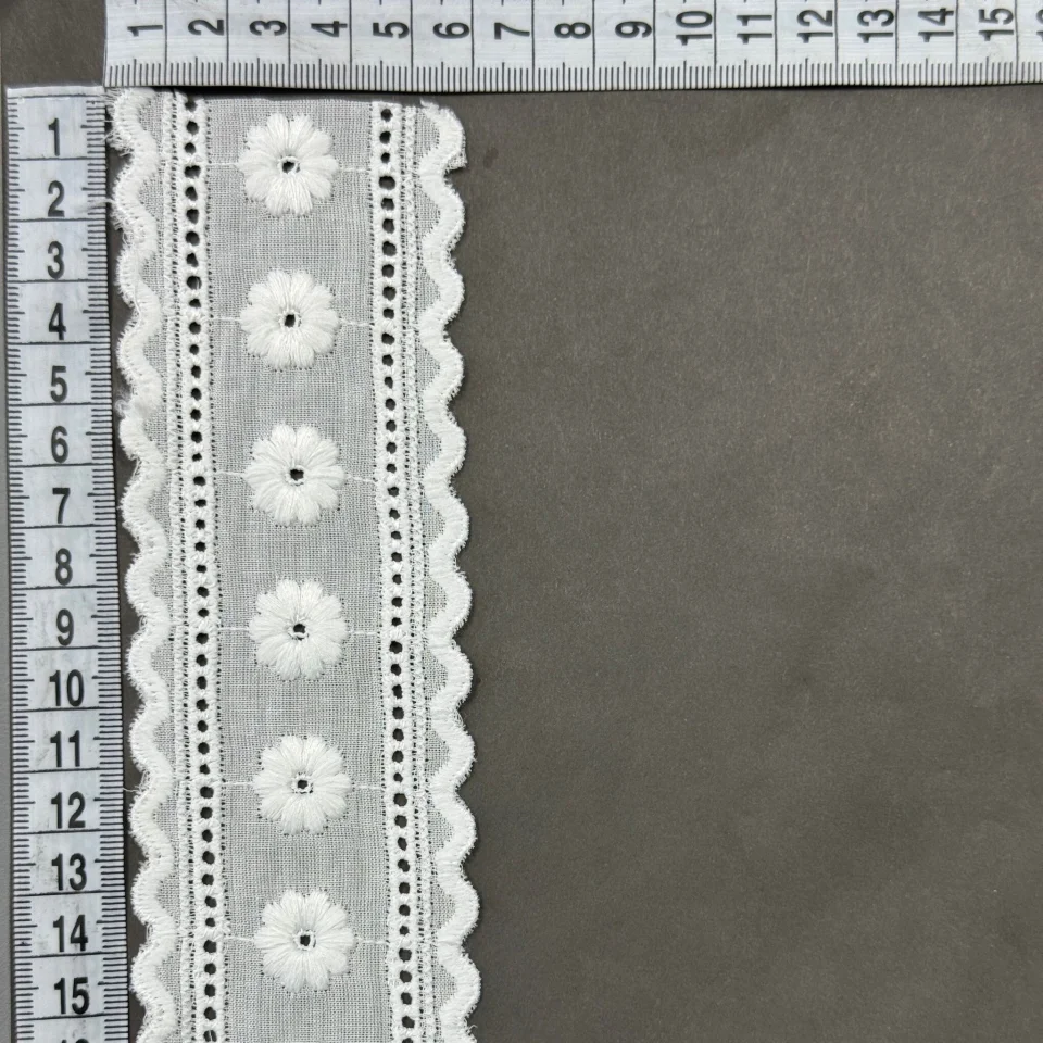 3D Мереживо прошва 5.5 см. (13.9 м.), білий