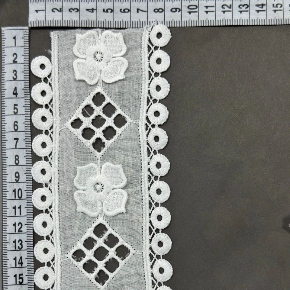 3D Мереживо прошва 8 см (14.2 м.), білий