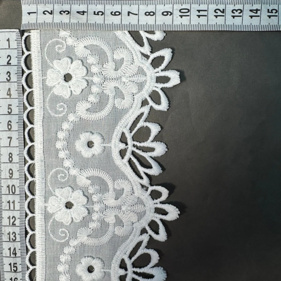 3D Мереживо прошва 0320802 10 см.(46 ярдів/42,06 м.), білий