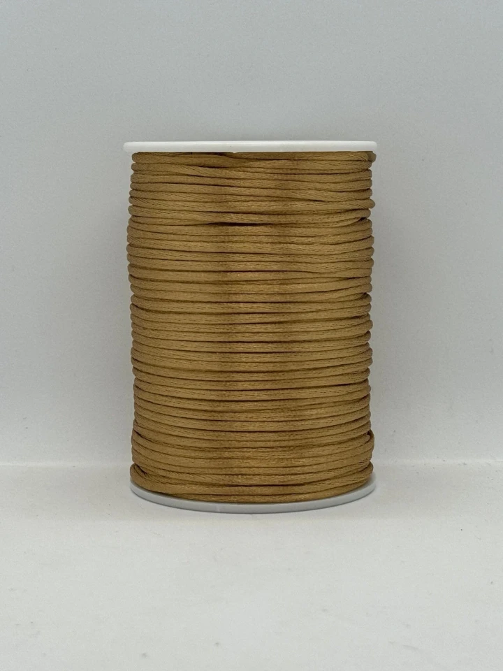 Шнур атласний корсетний 2.3 мм (100 ярдів/91,44 м.), 77 світло коричневий