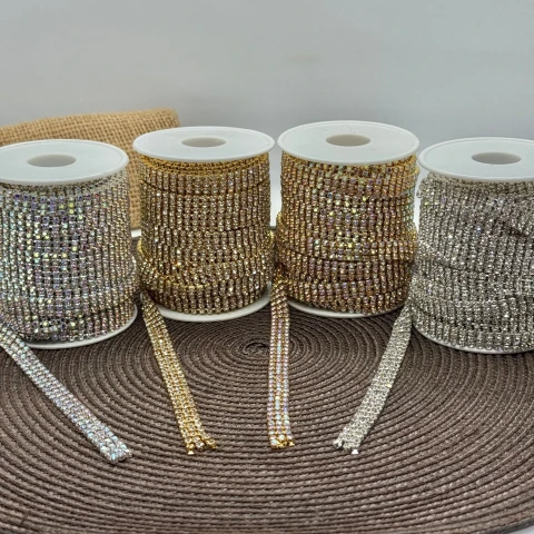 Цепі камні на бабінах ss 12 3 ряда 3 мм (10 ярдів), золото