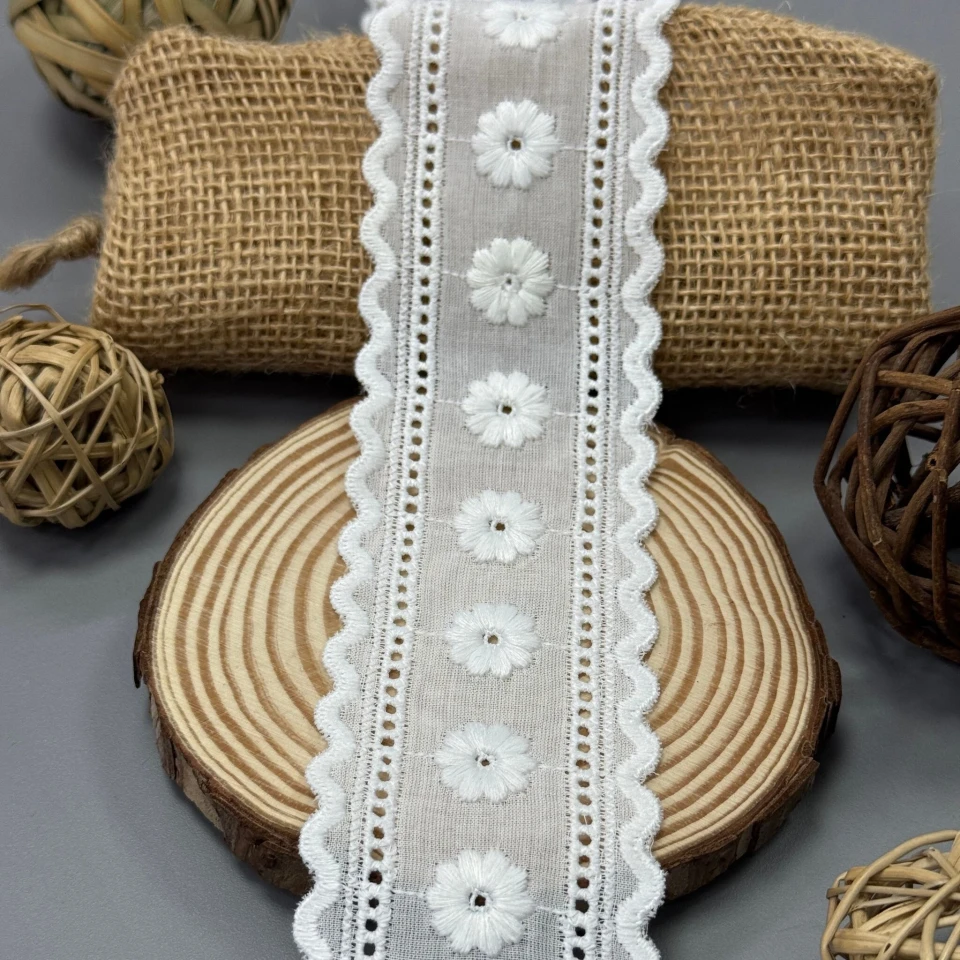 3D Мереживо прошва 5.5 см. (13.9 м.), білий