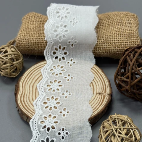 Мереживо прошва 5080 (160 ярдів/146,3 м.), Білий