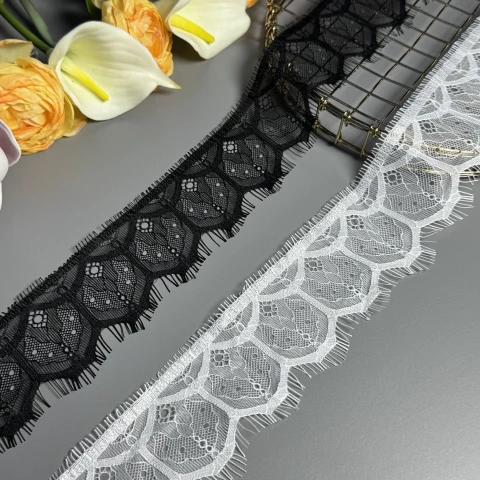 Мереживо французьке J73080 6 см. (10*3 м.), теплий білий