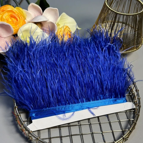 Пір'я на тасьмі 7-10 см (10 метрів), синій