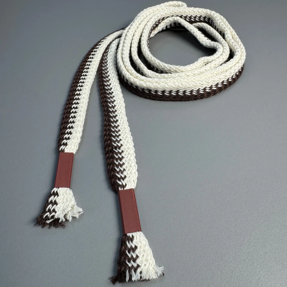 Шнурок широкий зіг-заг (140 см), коричневий + білий
