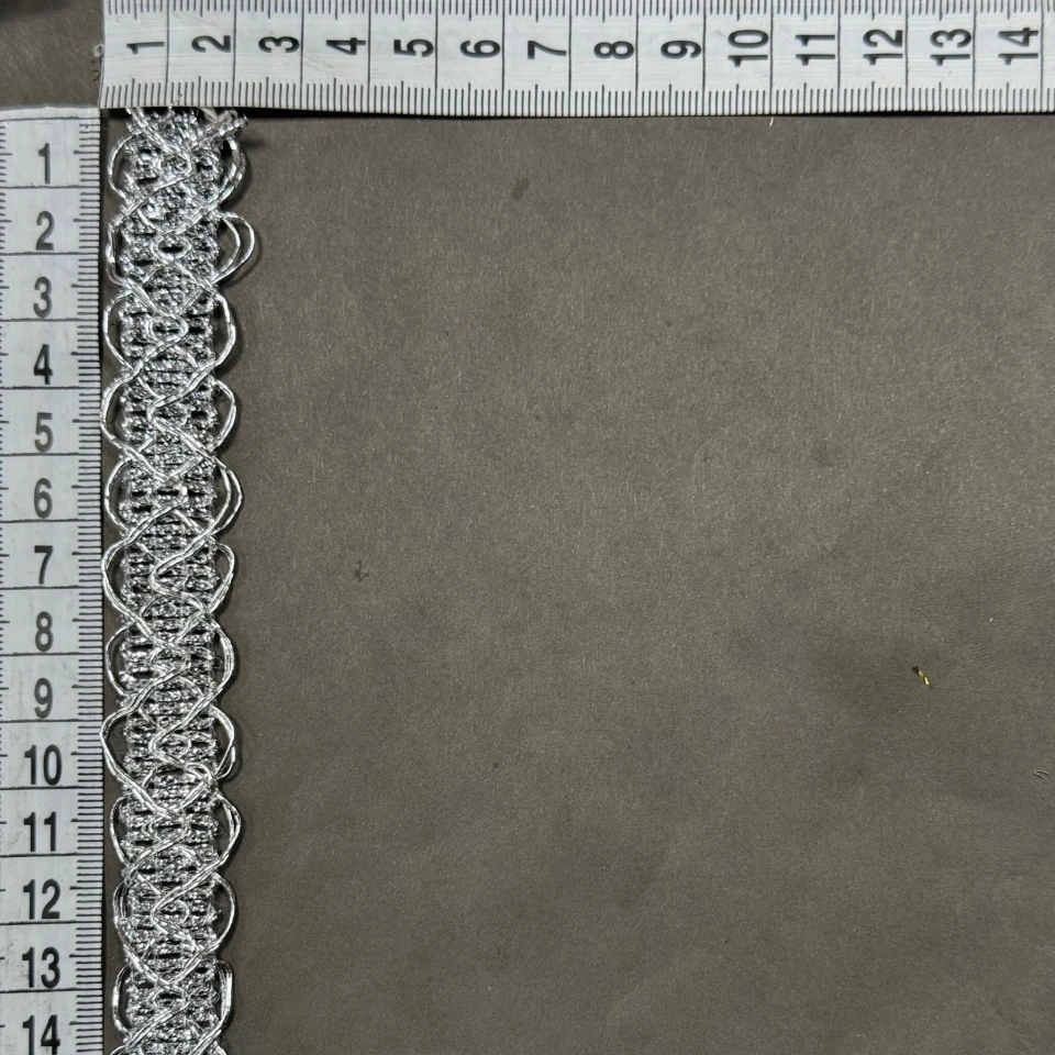 Тасьма люрекс 8099 (20 ярдів/18,28 м.), срібло