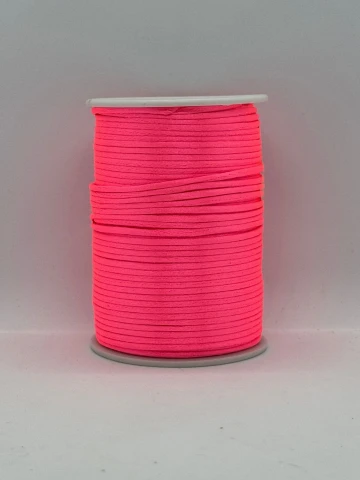 Шнур атласний корсетний 2.3 мм (100 ярдів/91,44 м.), 26 неон рожевий