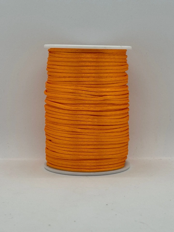Шнур атласний корсетний 2.3 мм (100 ярдів/91,44 м.), 61 світлий помаранчевий
