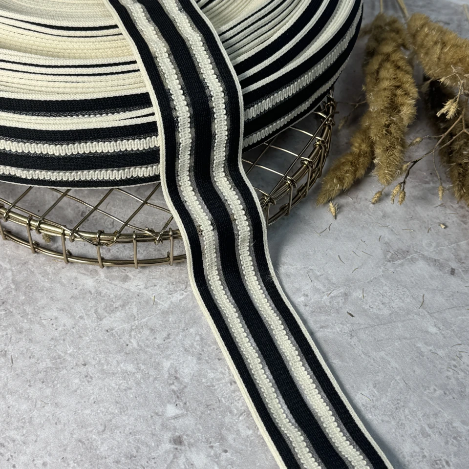 Тесьма трикотажная 4 см «зигзаг» (50 м), чёрный+молочный