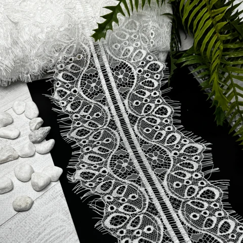 Мереживо французьке 929 см. (10*3)/ 15,5 см., теплий білий