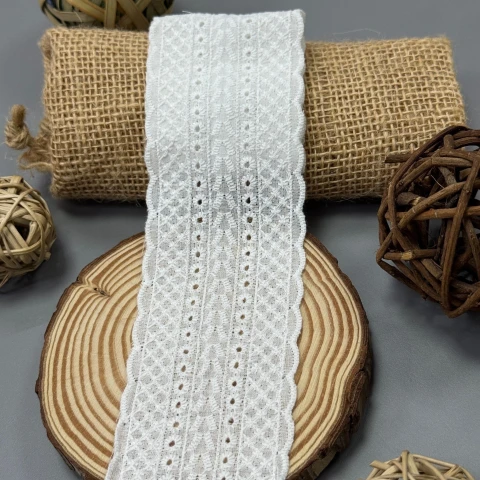 Мереживо прошва 7120 6 см.(160 ярдів/146,3 м.), білий