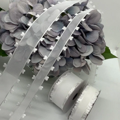 Стрічка декоративна з сердечками 4 см (5*20 ярдів/18,28 м.), білий