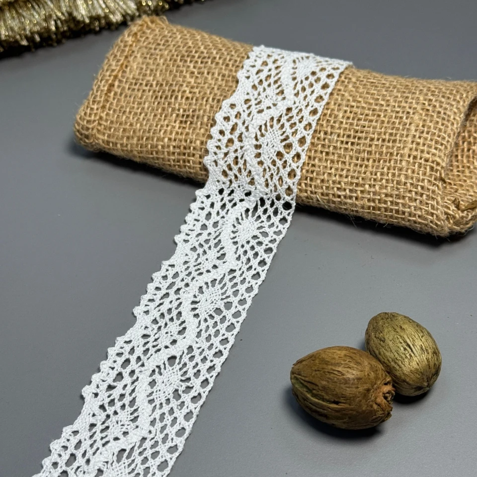 Мереживо макраме 5669 5 см (200 ярдів/182,8 м), білий