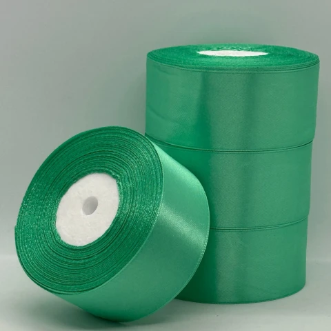 Стрічка атласна 4 см (5*36 ярдів) , 54 молочний+зелений