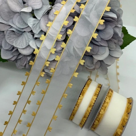 Стрічка декоративна з сердечками 4 см (5*20 ярдів/18,28 м.), жовтий+білий