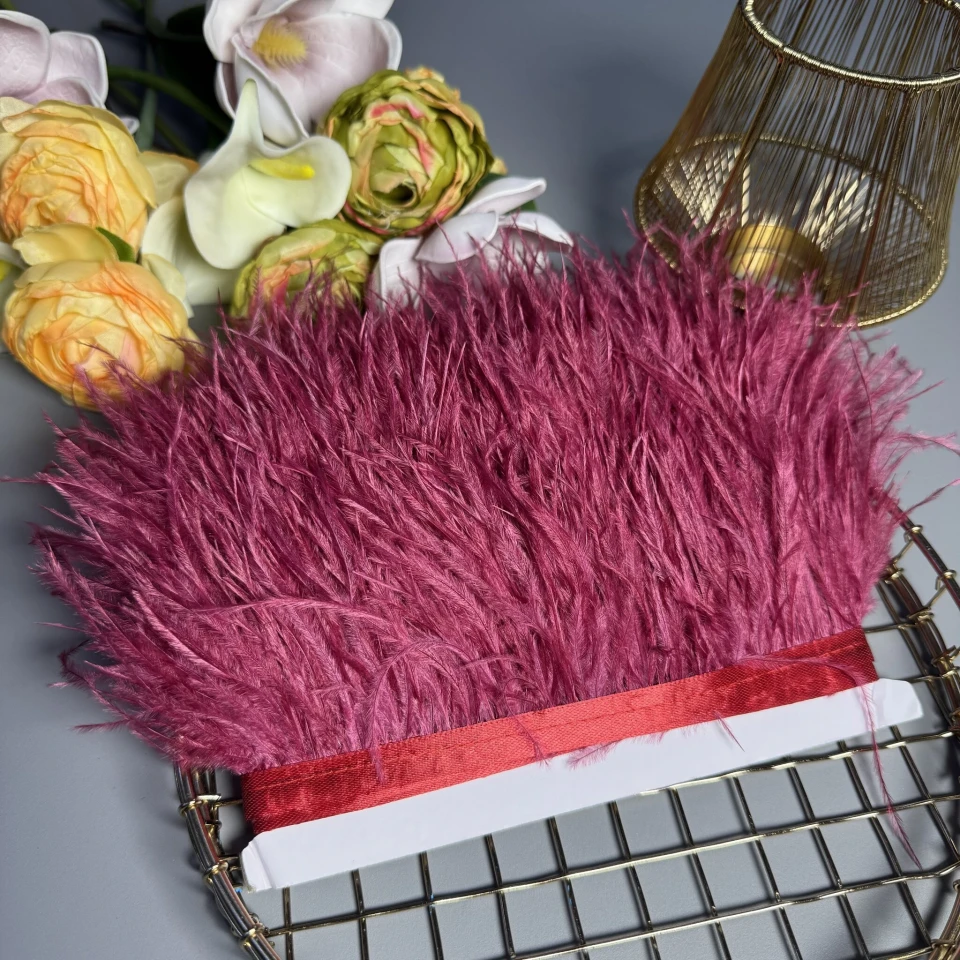 Пір'я на тасьмі 7-10 см (10 метрів), сливовий