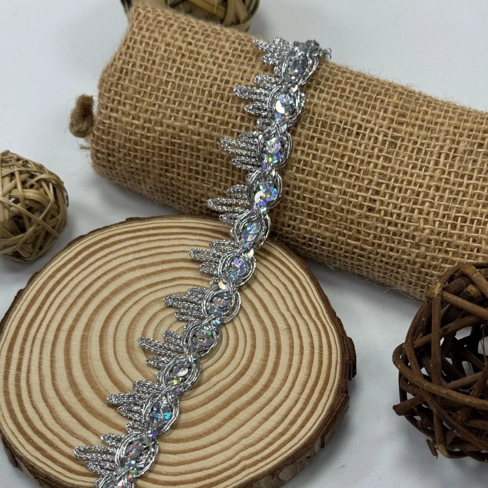 Тасьма люрекс 13-5657 (20 ярдів/18,28 м), срібло АВ