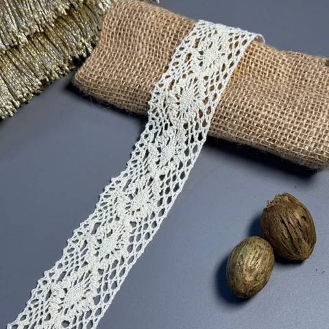 Мереживо макраме 6169 4,5 см..(100 ярдів/91,4 м.), молочний