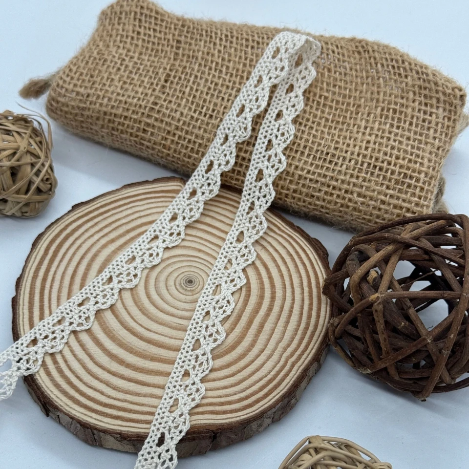 Мереживо макраме 8371 1 см.(300 ярдів/274,3 м.), бежевий