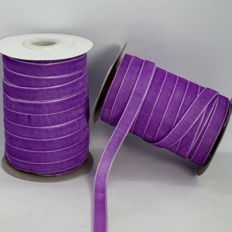 Лента бархат 1 см (25 ярдов/22,75 м.), Светлый фиолетовый
