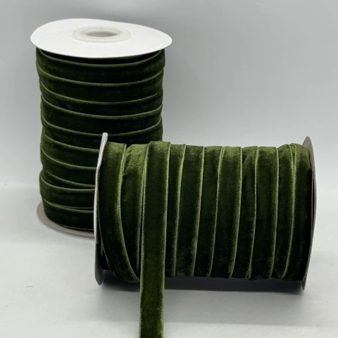 Стрічка оксамит 1 см (25 ярдів/22,75 м.), 36 оливковий