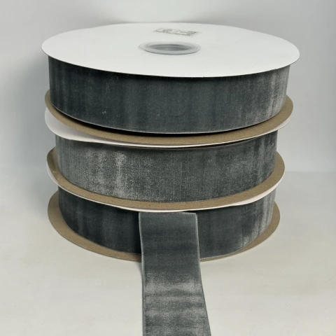 Лента бархат 3.8 см (25 ярдов/22,75 м.), 63 тёмный серый