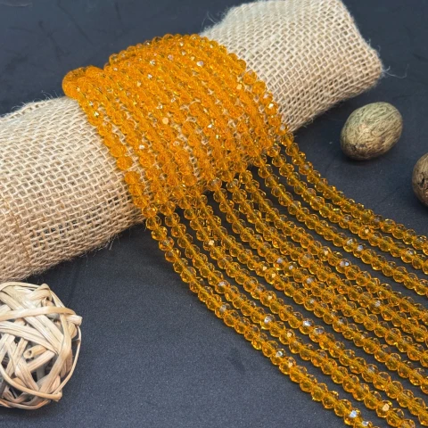Хрусталь на нитці 6 мм (10*83 шт.), М011 світлий жовтий