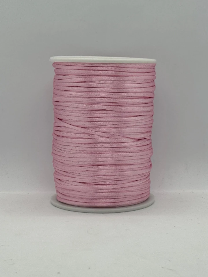 Шнур атласний корсетний 2.3 мм (100 ярдів/91,44 м.), 31 блідий рожевий