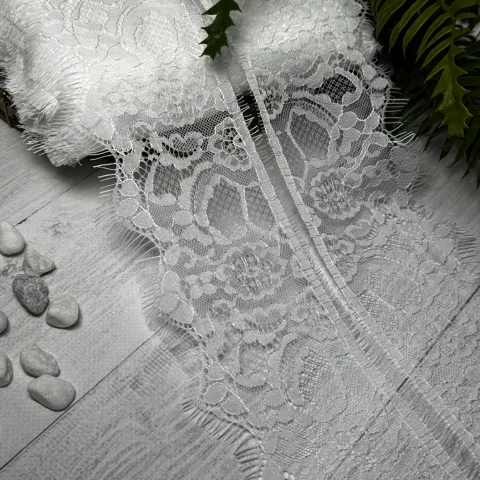Мереживо французьке J73174  10 см. (20*3 м.), теплий білий