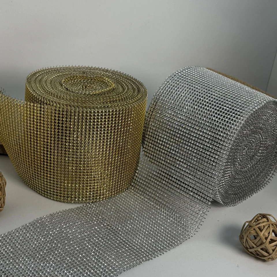 Тасьма пластикова імітація 32 ряда 10 см (10 ярдів/9,14 м.), золото