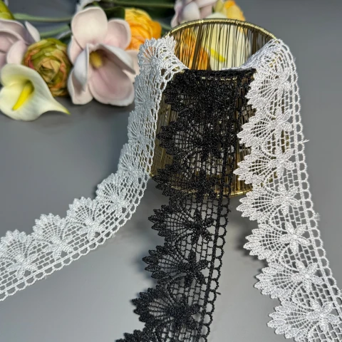 Мереживо поліестер ВВ104789а 5,5 см.(15 ярдів/13.5 м.), білий