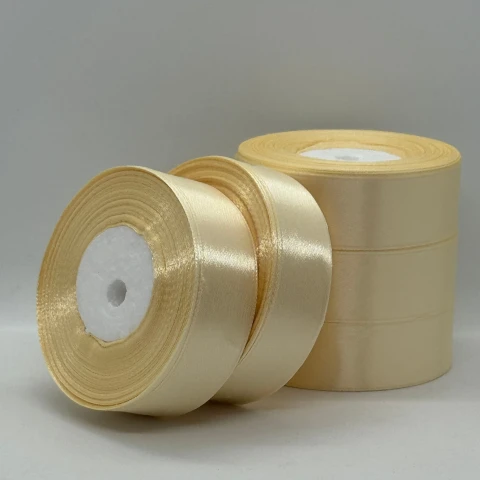 Стрічка атласна 2.5 см (5*36 ярдів), 02 темний молочний