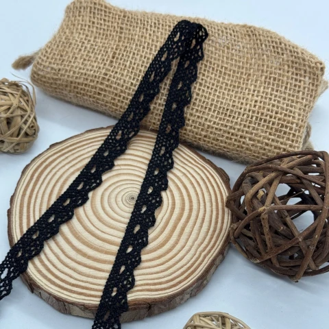 Мереживо макраме 8371 1 см.(300 ярдів/274,3 м.), чорний