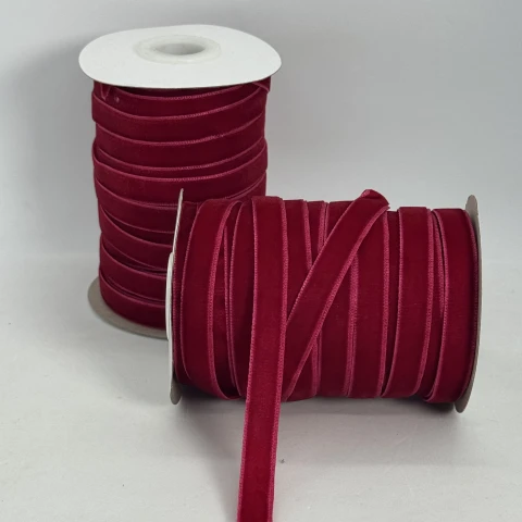 Стрічка оксамит 1 см (25 ярдів/22,75 м.), 81 темний кораловий