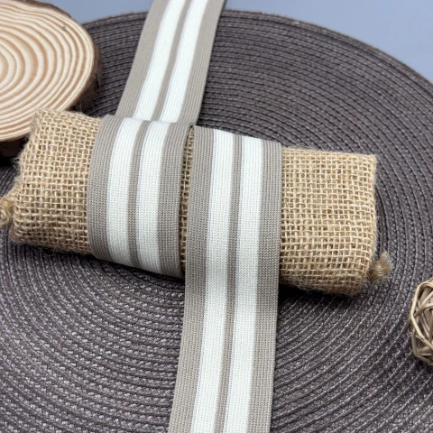 Лампас трикотажний 4 см (40 м), бежевий+білий