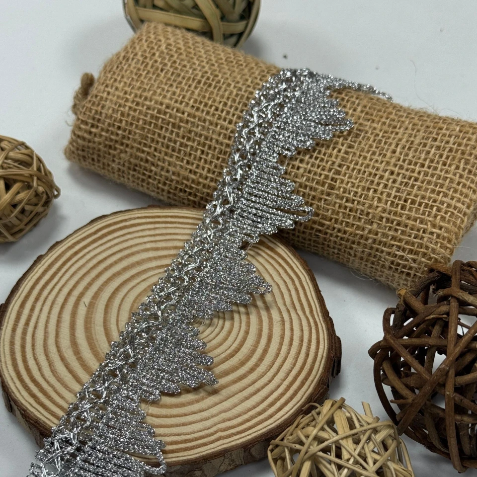 Тасьма люрекс 9249 (20 ярдів/18,28 м.), срібло