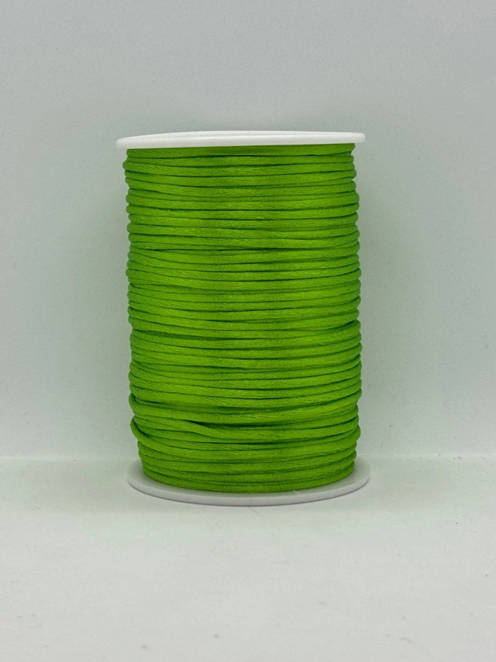 Шнур атласний корсетний 2.3 мм (100 ярдів/91,44 м.), 51 зелена спаржа